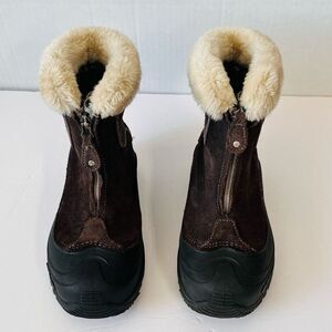 Columbia Youth Cold Weather Boot   Youth Sz 2   EUC